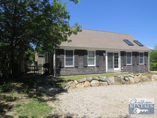52 Cross Street - Cottage Chatham, MA 02633 rental details